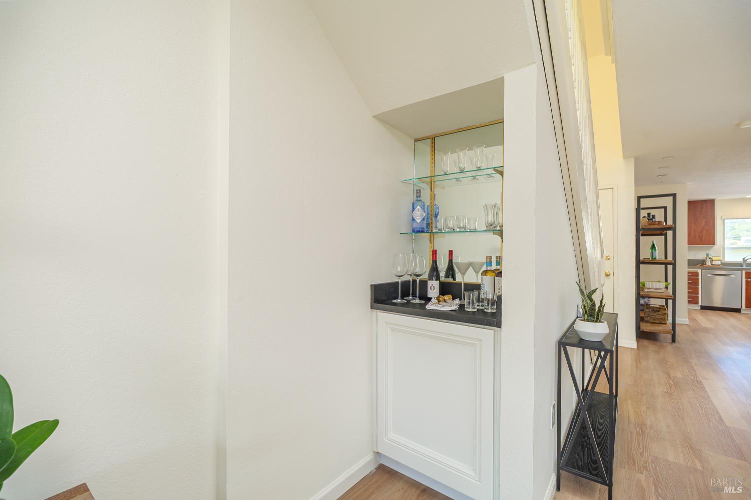 Detail Gallery Image 16 of 33 For 490 Canal St #19,  San Rafael,  CA 94901 - 2 Beds | 1/1 Baths