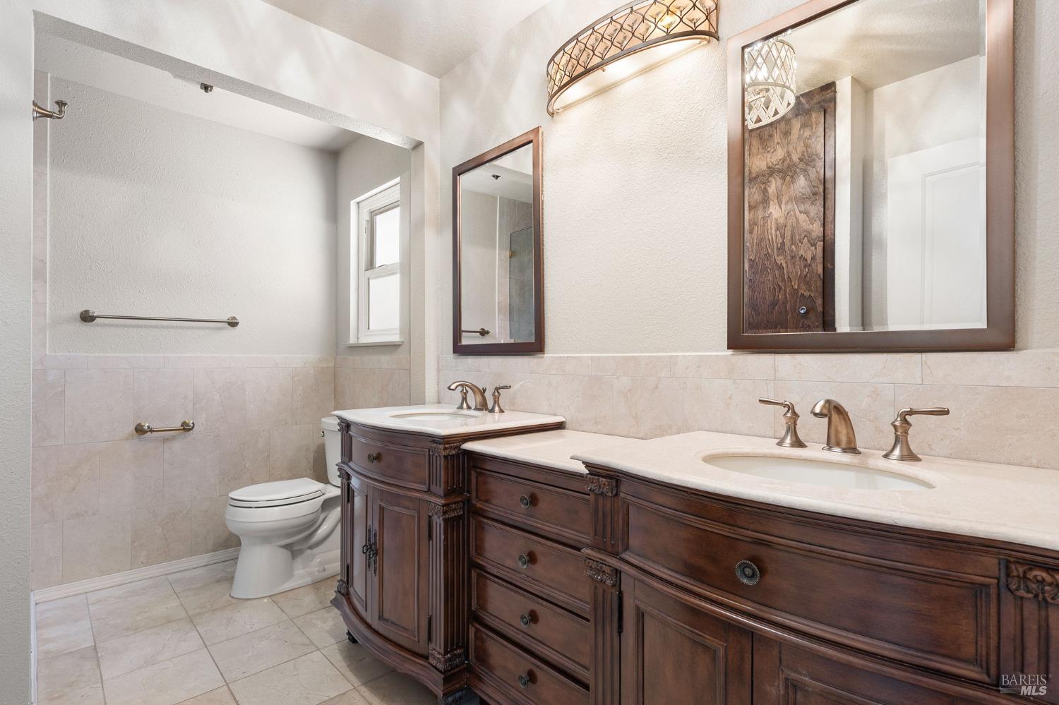 Detail Gallery Image 18 of 28 For 406 April Ct, Vacaville,  CA 95687 - 3 Beds | 2 Baths