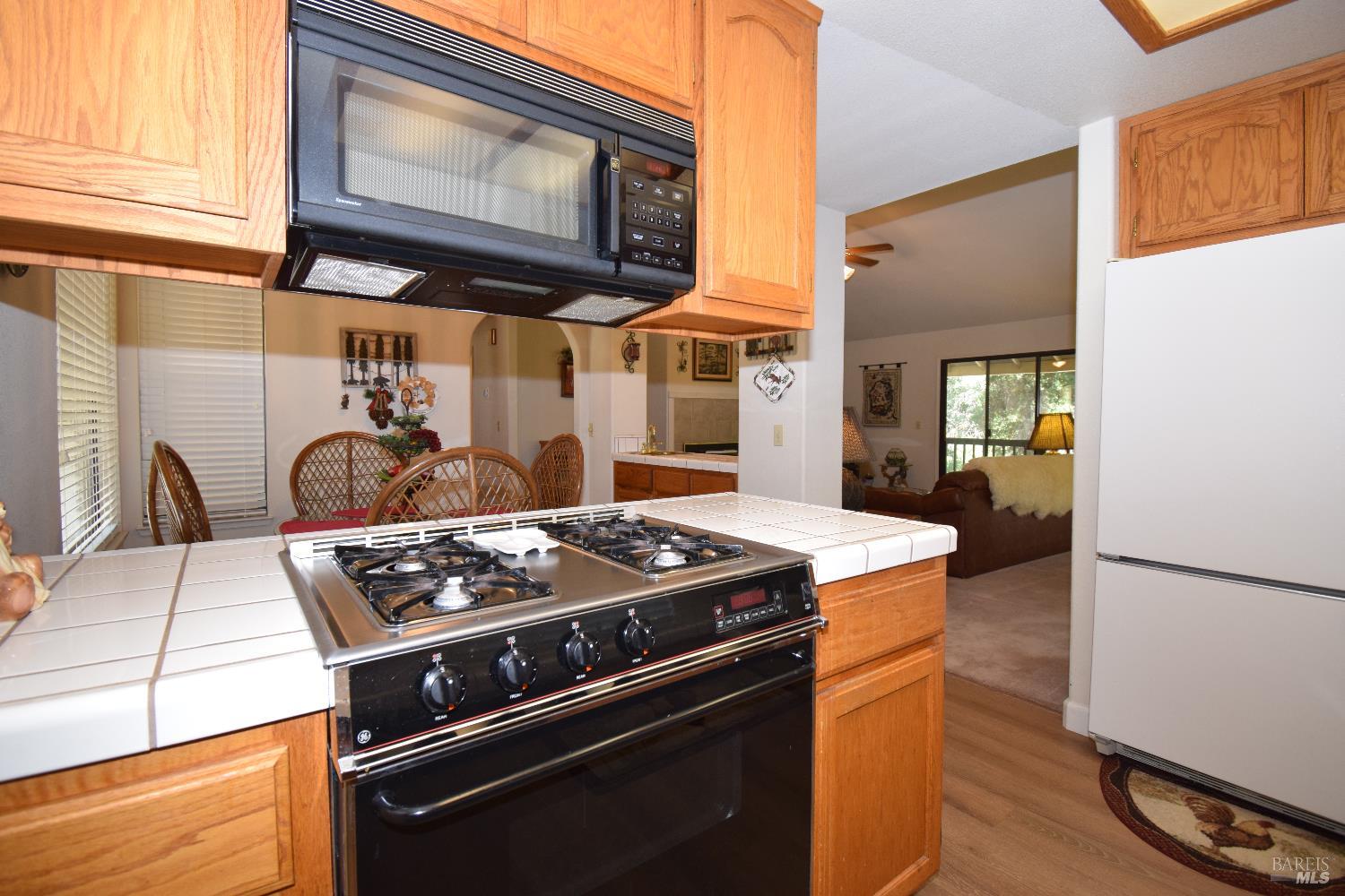 Detail Gallery Image 8 of 34 For 2780 Greenway Dr, Kelseyville,  CA 95451 - 3 Beds | 2 Baths