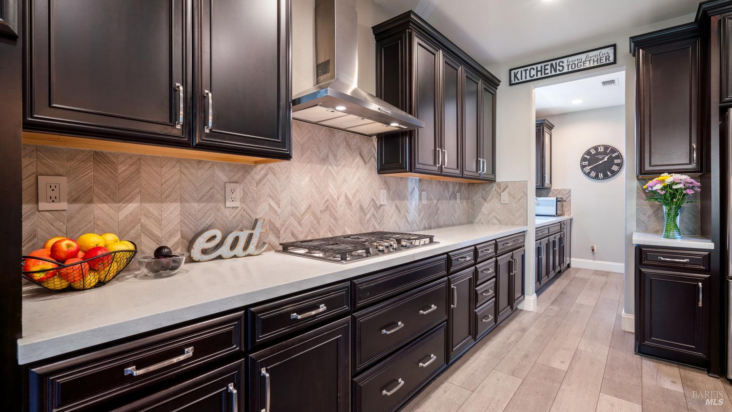 Detail Gallery Image 13 of 51 For 1504 Keats Pl, Rohnert Park,  CA 94928 - 4 Beds | 3 Baths