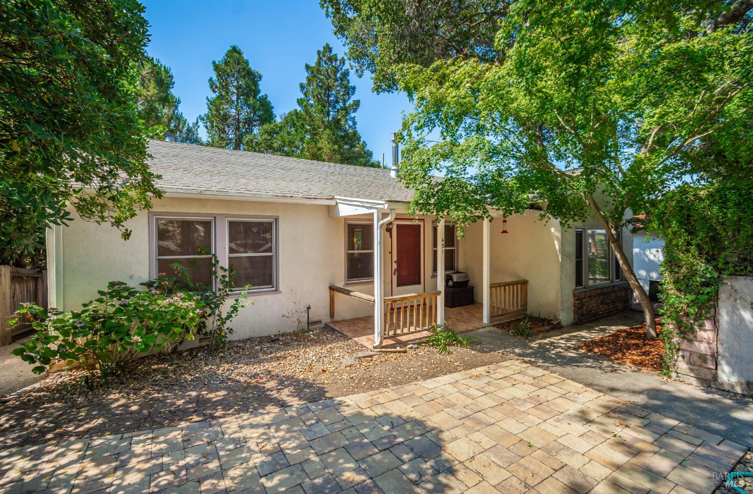 Detail Gallery Image 1 of 53 For 431 E Berna Ave, Napa,  CA 94559 - 3 Beds | 2 Baths
