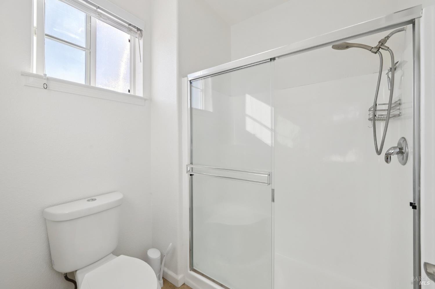 Detail Gallery Image 22 of 33 For 1888 Leaning Oak Dr, Fairfield,  CA 94534 - 3 Beds | 2/1 Baths