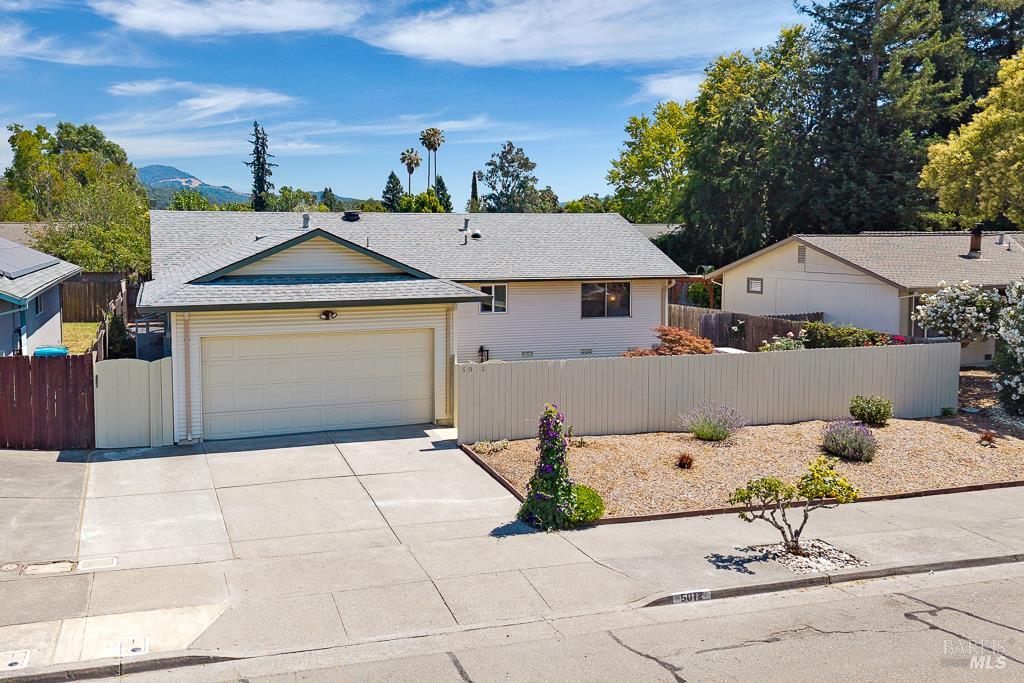 Detail Gallery Image 33 of 37 For 5012 Parkhurst Dr, Santa Rosa,  CA 95409 - 4 Beds | 2 Baths