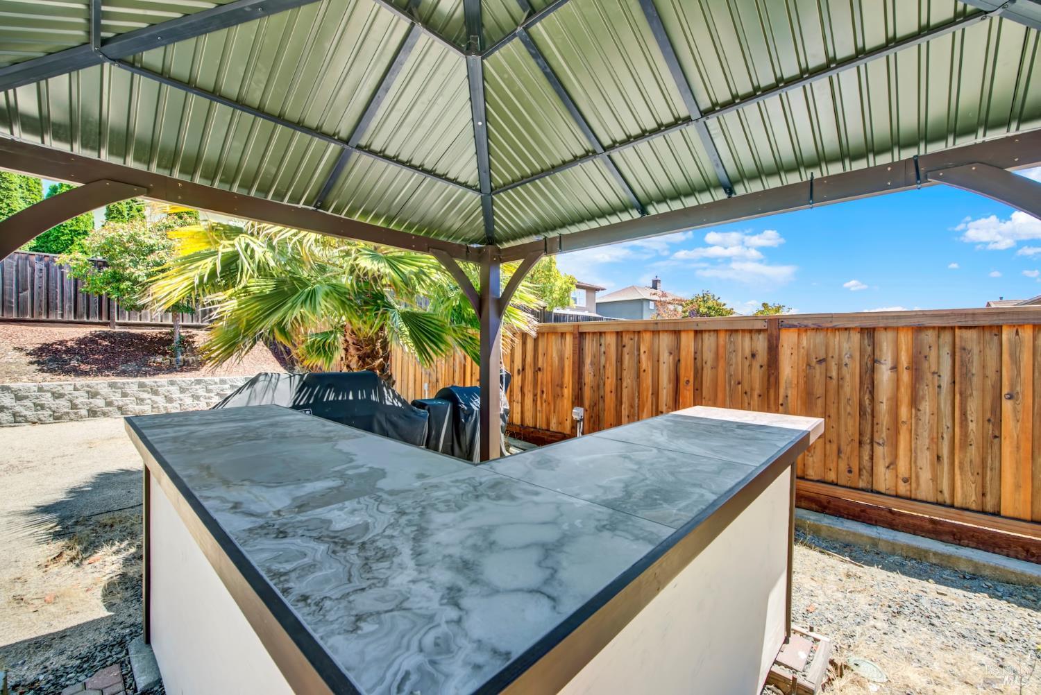 Detail Gallery Image 20 of 94 For 505 Arguello Dr, Benicia,  CA 94510 - 4 Beds | 3 Baths