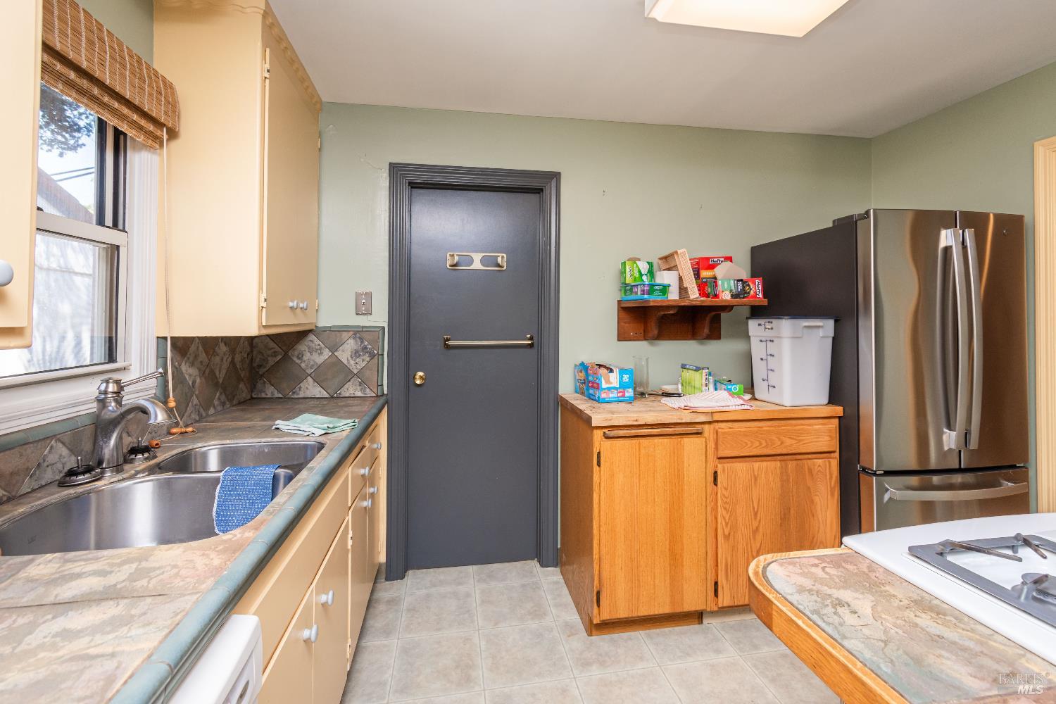 Detail Gallery Image 29 of 53 For 431 E Berna Ave, Napa,  CA 94559 - 3 Beds | 2 Baths
