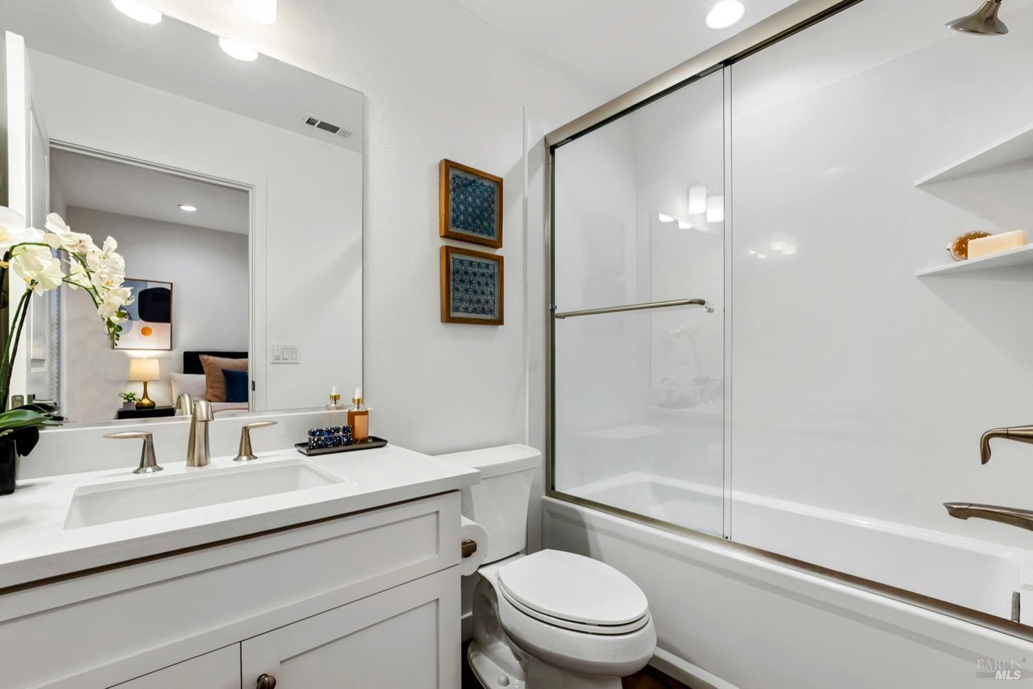 Detail Gallery Image 34 of 51 For 1655 2nd St #306,  Napa,  CA 94559 - 3 Beds | 3/1 Baths