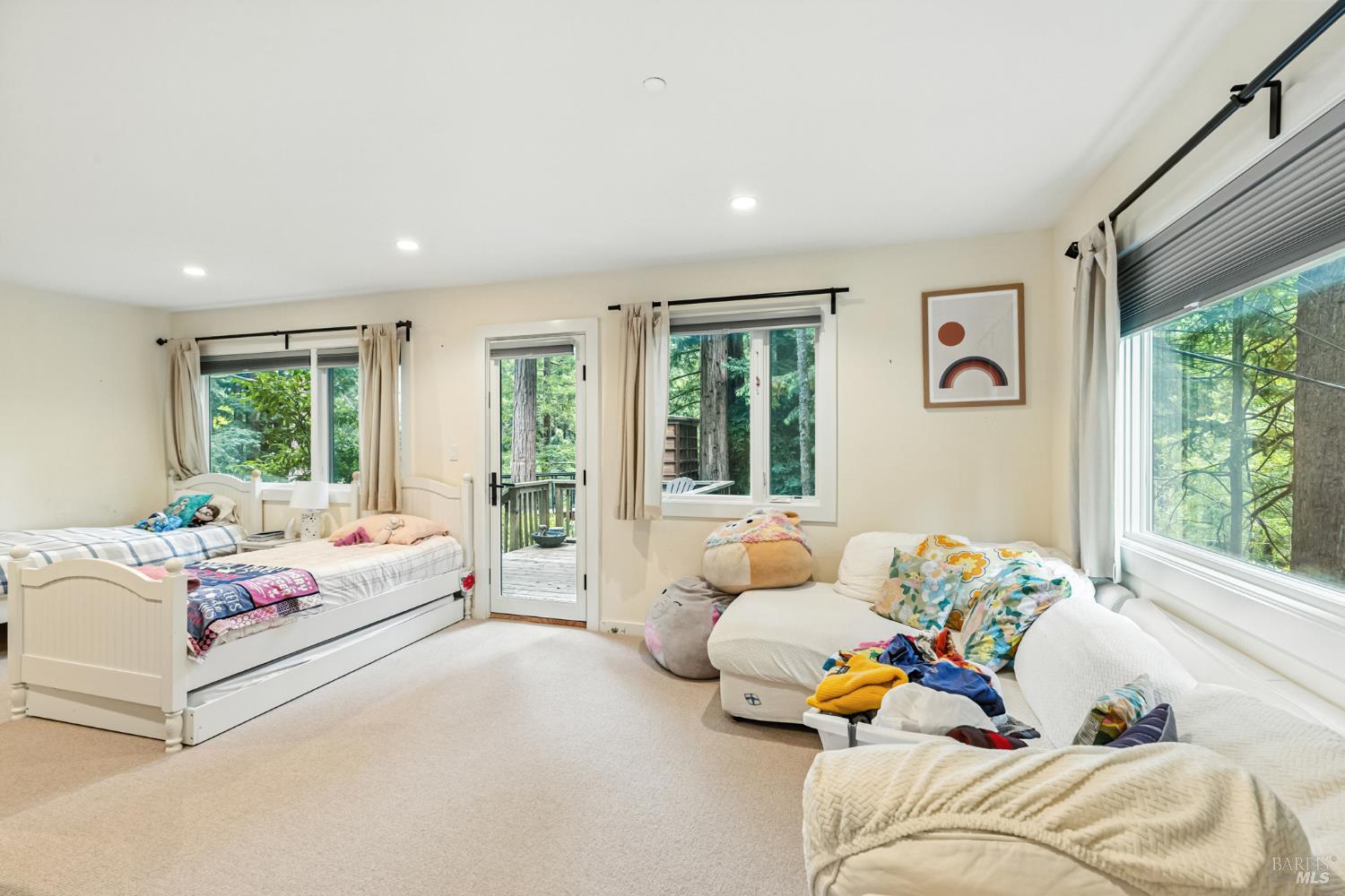 Detail Gallery Image 49 of 63 For 31 Glen Dr, Mill Valley,  CA 94941 - 4 Beds | 4 Baths