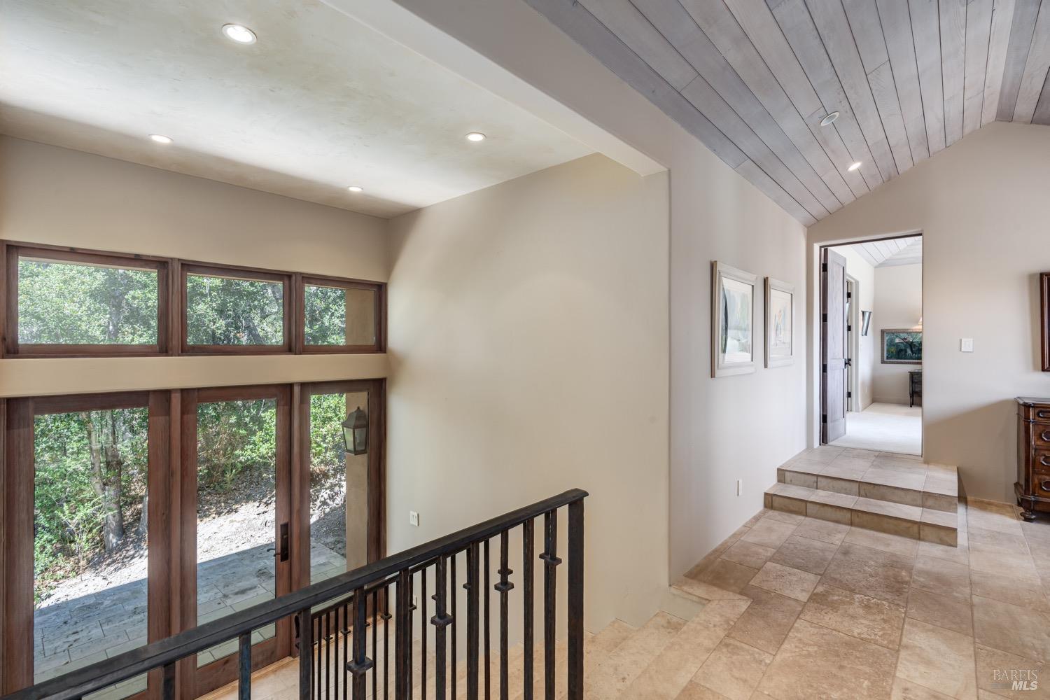 Detail Gallery Image 27 of 98 For 8320 Franz Valley Rd, Calistoga,  CA 94515 - 8 Beds | 8/2 Baths