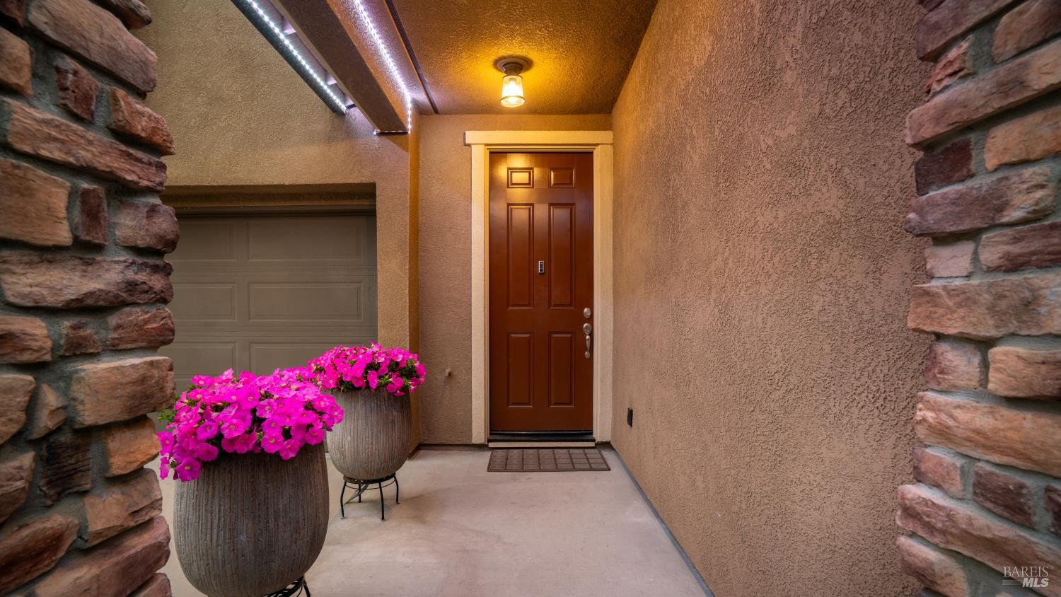 Detail Gallery Image 4 of 51 For 1504 Keats Pl, Rohnert Park,  CA 94928 - 4 Beds | 3 Baths