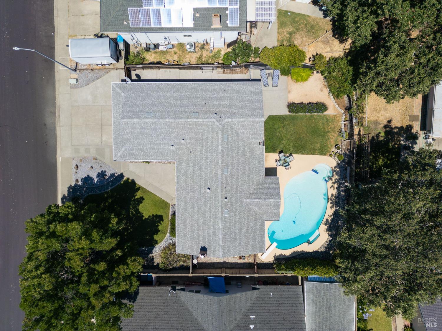 Detail Gallery Image 37 of 43 For 185 Salinas Dr, Vacaville,  CA 95688 - 3 Beds | 2 Baths