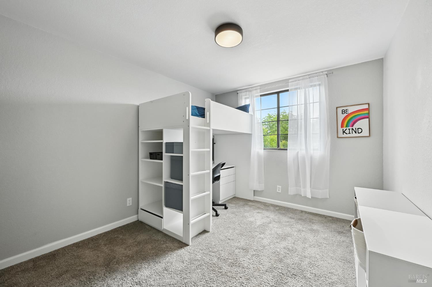 Detail Gallery Image 44 of 54 For 519 Mallory Ave, Windsor,  CA 95492 - 4 Beds | 2/1 Baths