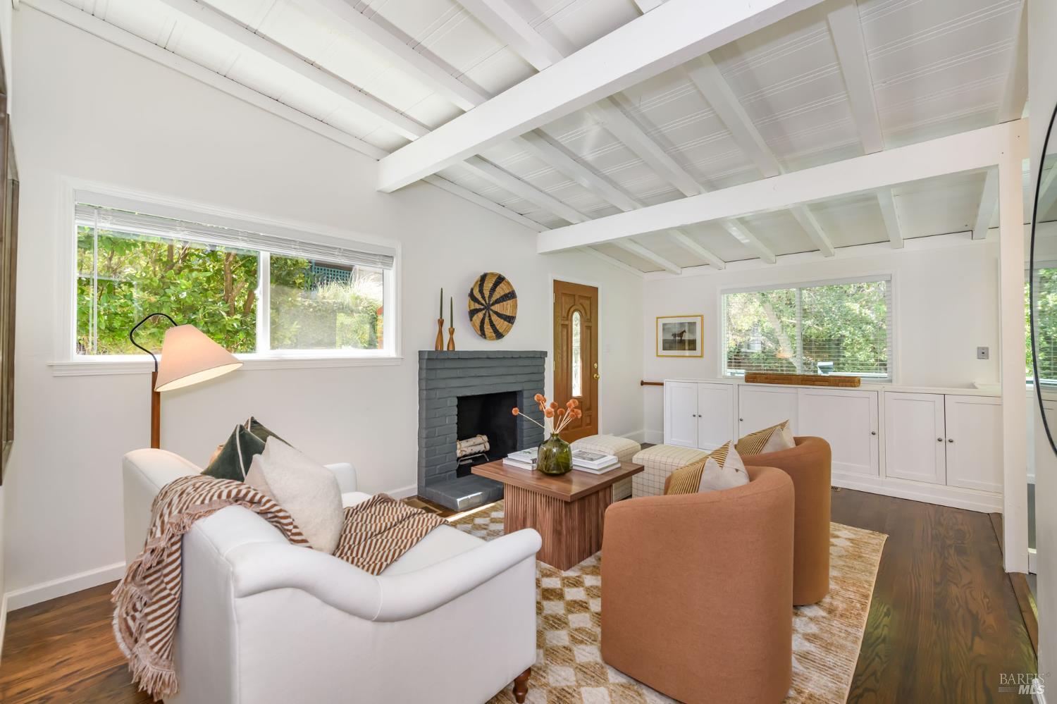 Detail Gallery Image 8 of 32 For 31 Glen Ave, San Rafael,  CA 94901 - 3 Beds | 2 Baths