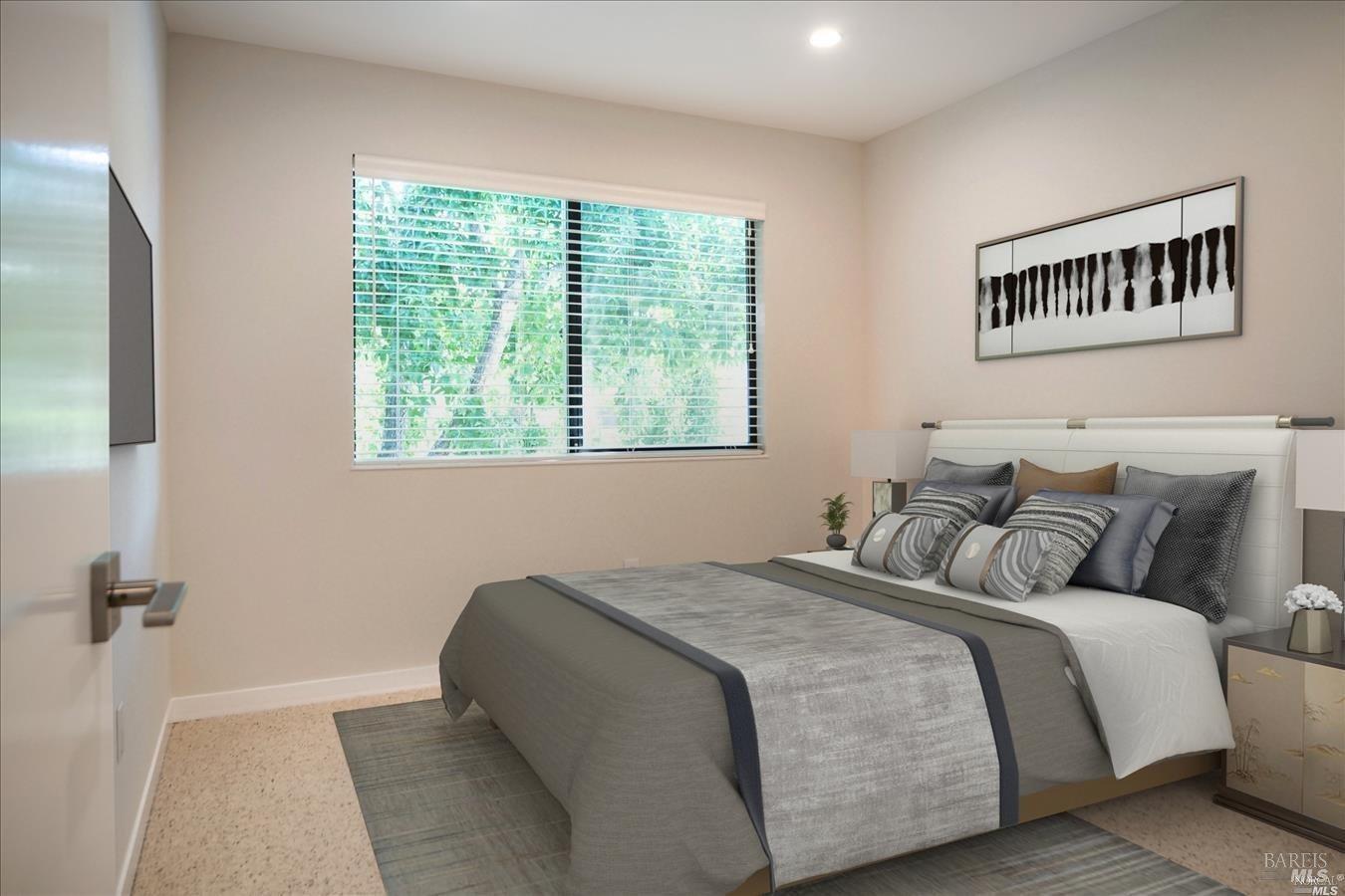 Detail Gallery Image 14 of 28 For 65 Wharf Cir, San Rafael,  CA 94903 - 2 Beds | 1 Baths