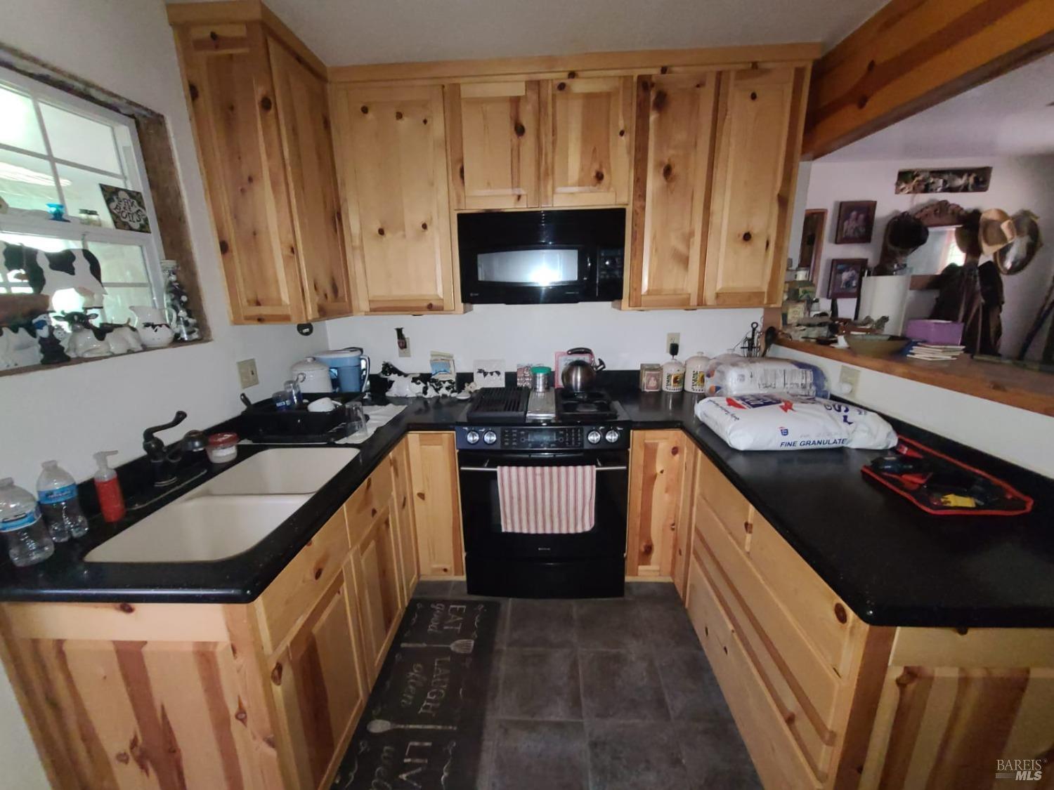 Detail Gallery Image 16 of 43 For 97420 Mina Rd, Covelo,  CA 95428 - 2 Beds | 1 Baths