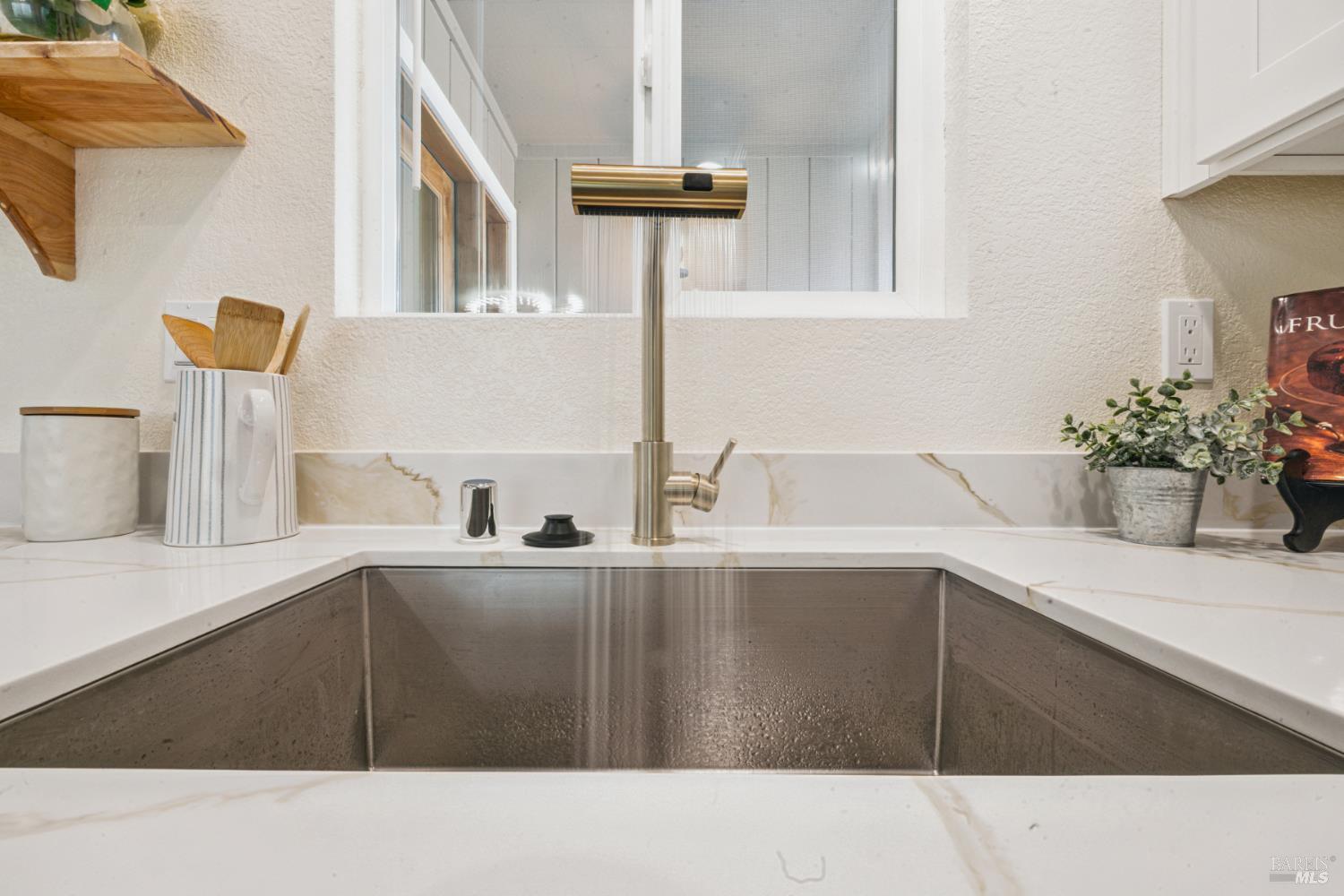 Detail Gallery Image 19 of 60 For 8023 Washington Ave, Sebastopol,  CA 95472 - 4 Beds | 2 Baths