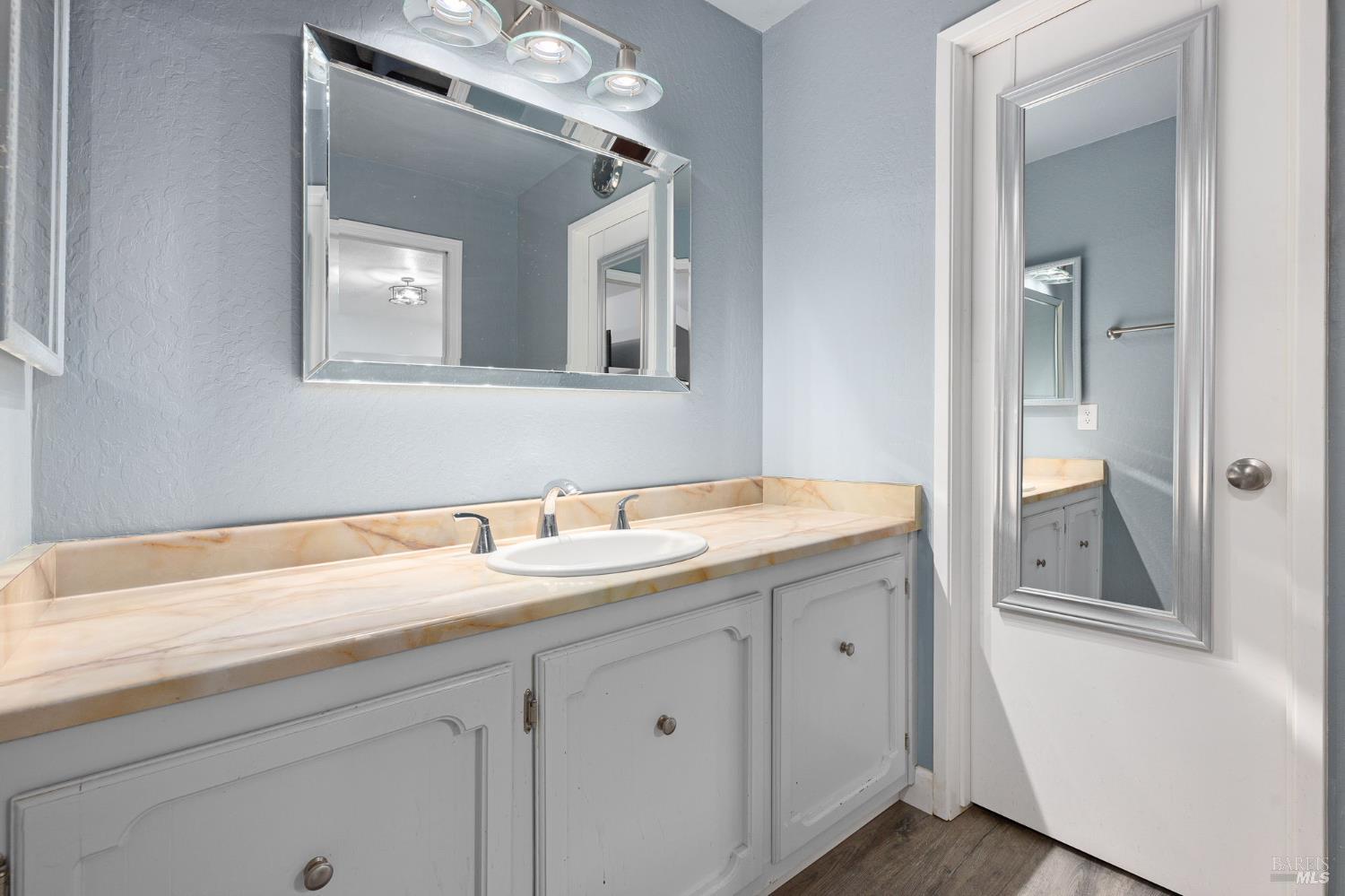 Detail Gallery Image 19 of 43 For 185 Salinas Dr, Vacaville,  CA 95688 - 3 Beds | 2 Baths