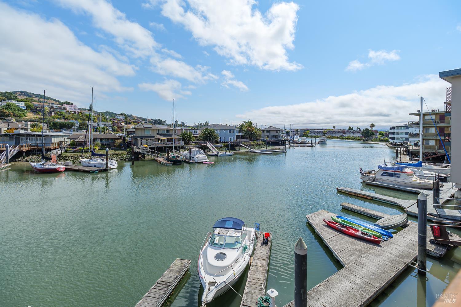 Detail Gallery Image 6 of 33 For 490 Canal St #19,  San Rafael,  CA 94901 - 2 Beds | 1/1 Baths