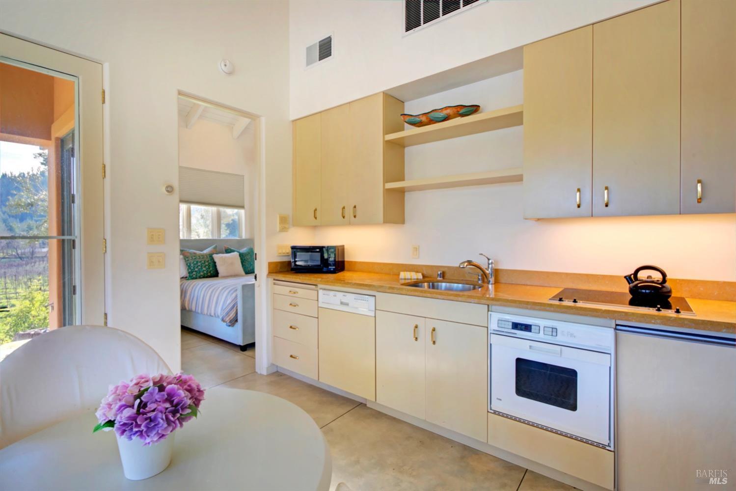 Detail Gallery Image 64 of 98 For 8320 Franz Valley Rd, Calistoga,  CA 94515 - 8 Beds | 8/2 Baths