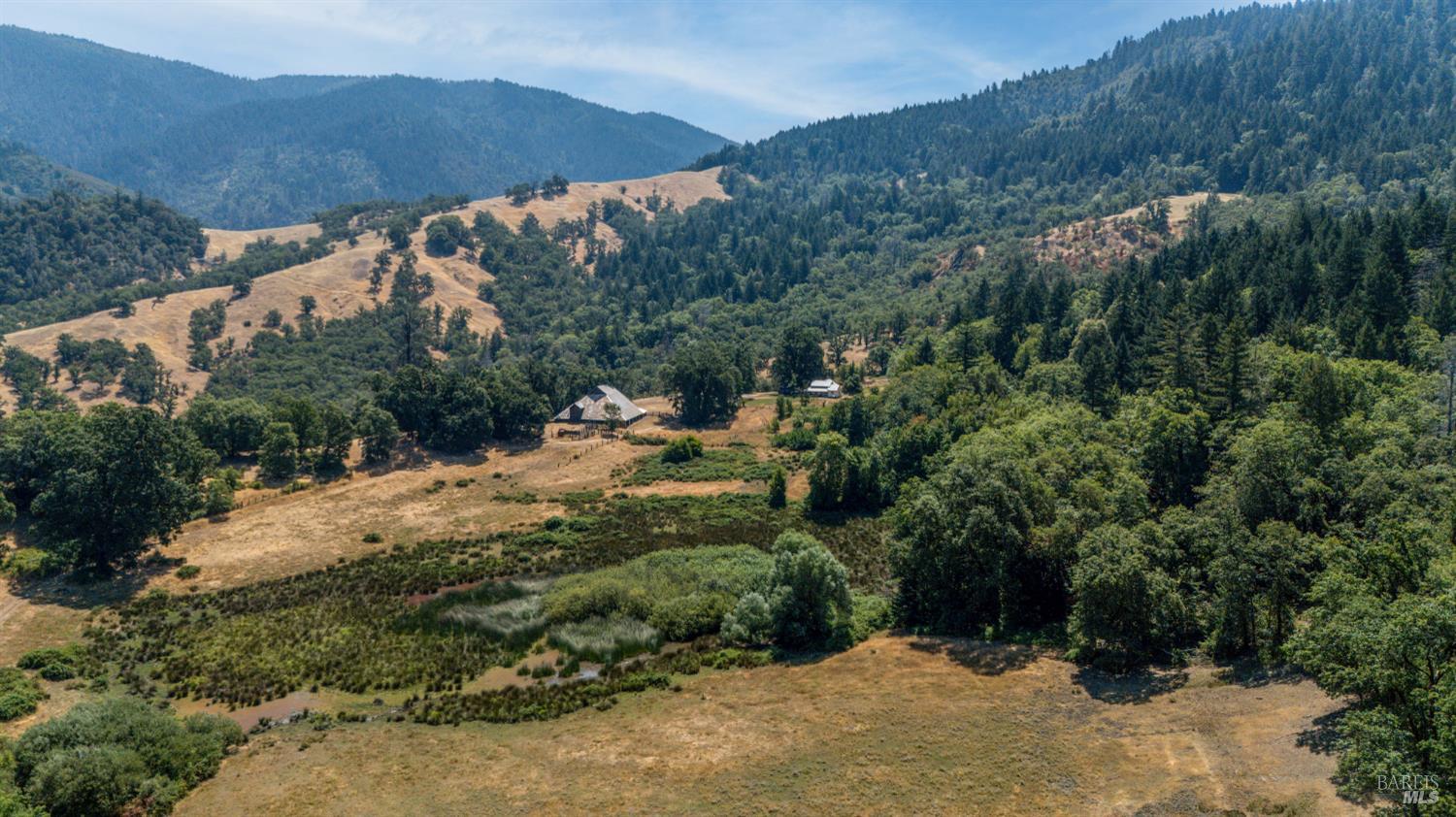 Detail Gallery Image 1 of 29 For 28000 Ridgeway Hwy, Potter Valley,  CA 95490 - 3 Beds | 1/1 Baths