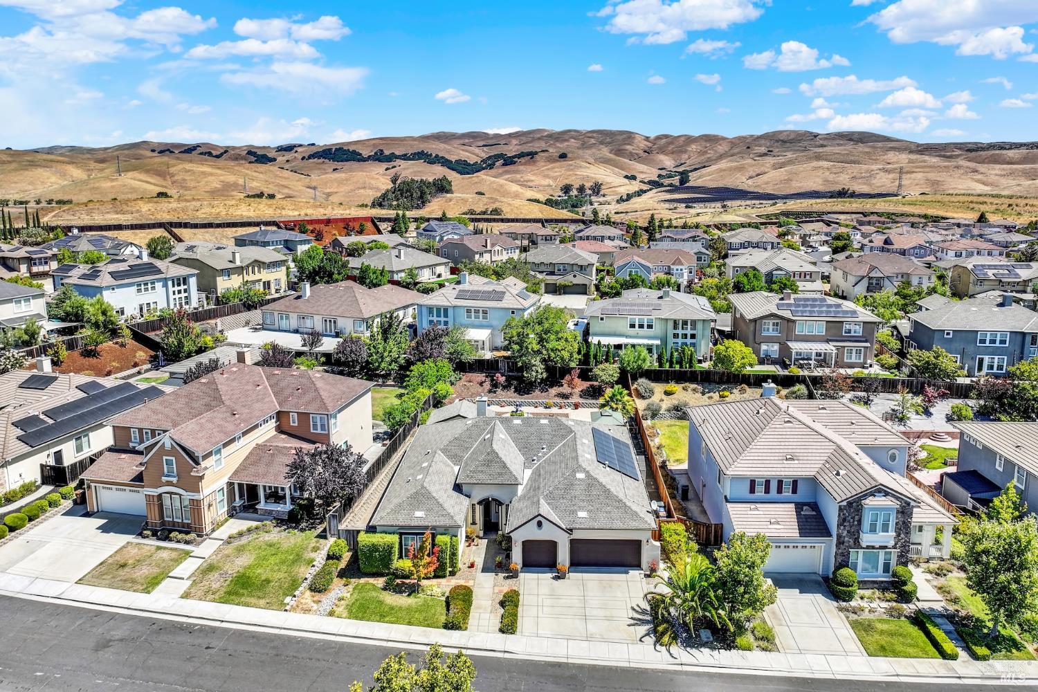 Detail Gallery Image 2 of 94 For 505 Arguello Dr, Benicia,  CA 94510 - 4 Beds | 3 Baths