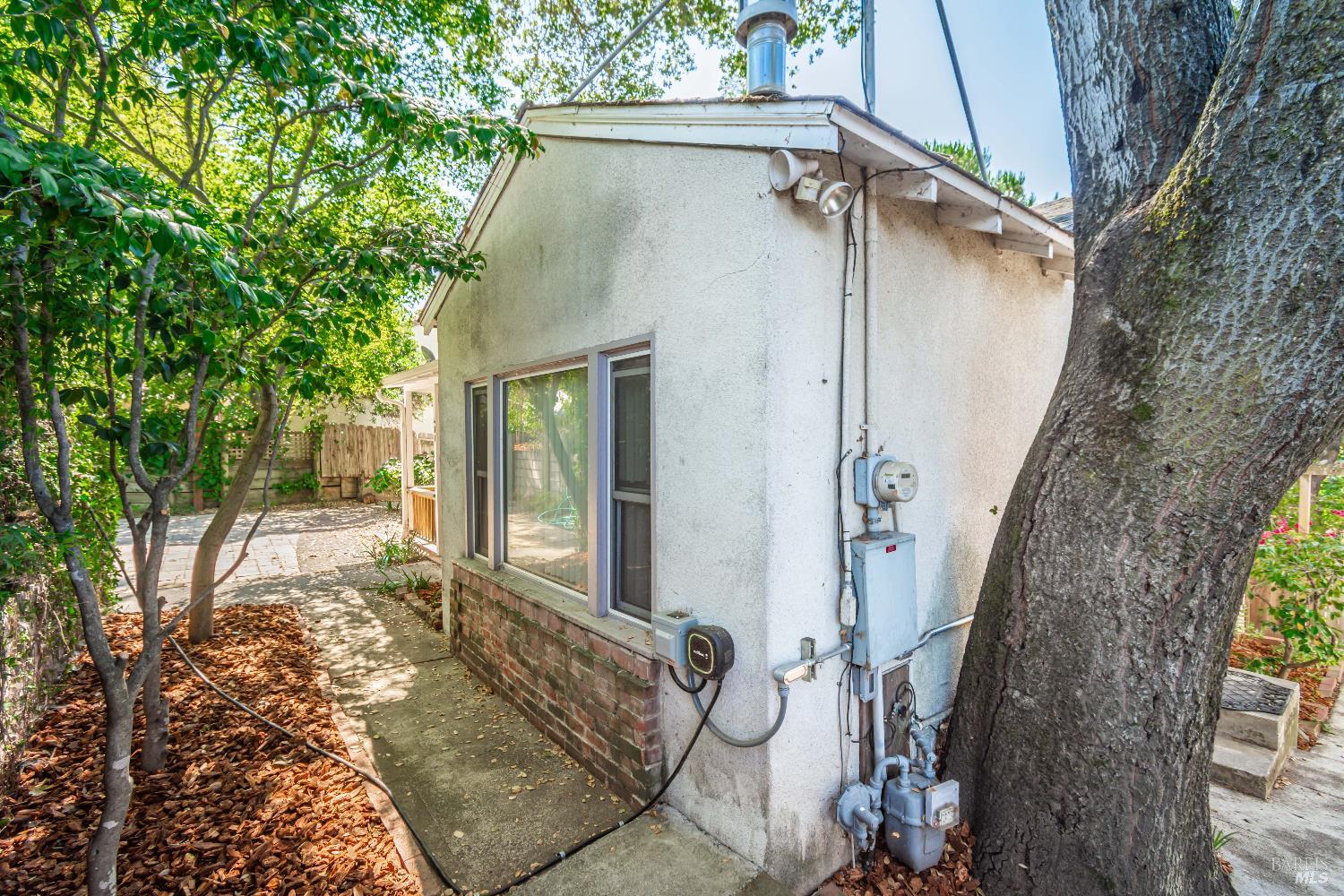 Detail Gallery Image 42 of 53 For 431 E Berna Ave, Napa,  CA 94559 - 3 Beds | 2 Baths