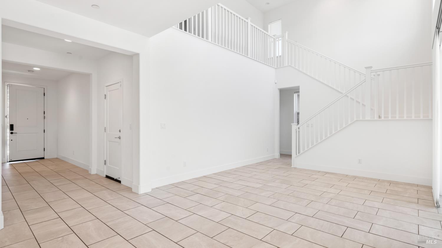 Detail Gallery Image 25 of 81 For 1421 Oak Cir, Rohnert Park,  CA 94928 - 4 Beds | 3/1 Baths