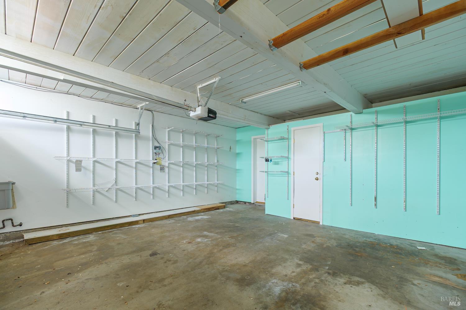 Detail Gallery Image 20 of 32 For 2077 Huckleberry Rd, San Rafael,  CA 94903 - 5 Beds | 2 Baths