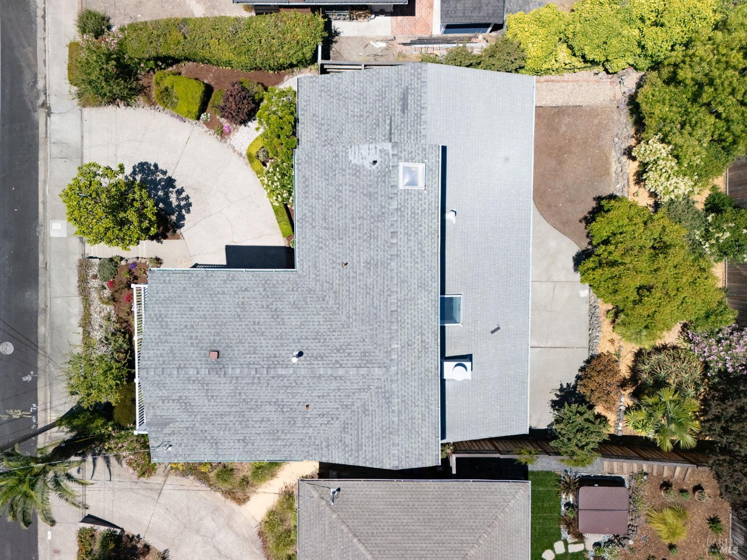 Detail Gallery Image 60 of 75 For 34 Crestwood Dr, San Rafael,  CA 94901 - 4 Beds | 3 Baths