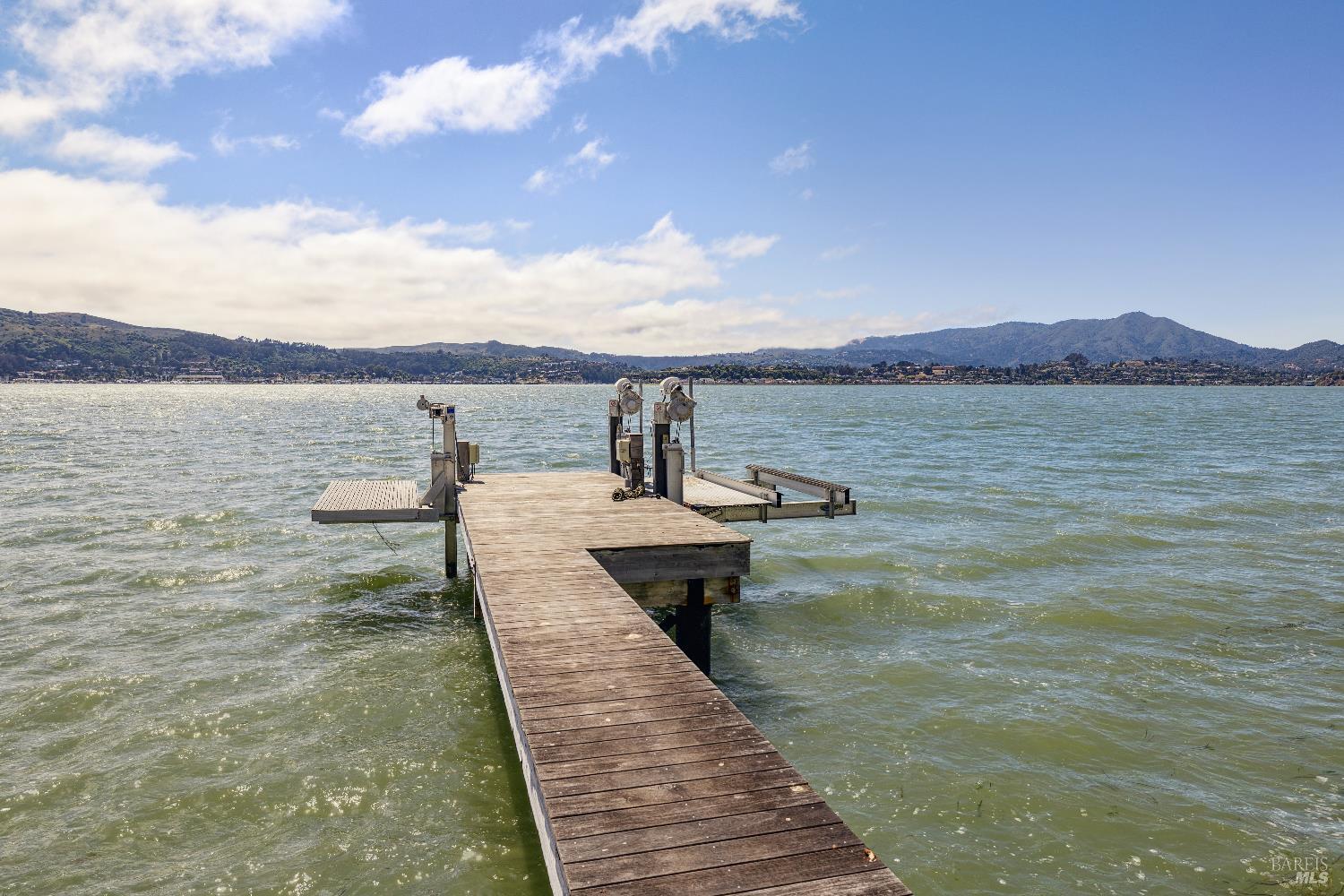 Detail Gallery Image 56 of 60 For 21 W Shore Rd, Belvedere Tiburon,  CA 94920 - 3 Beds | 3/1 Baths