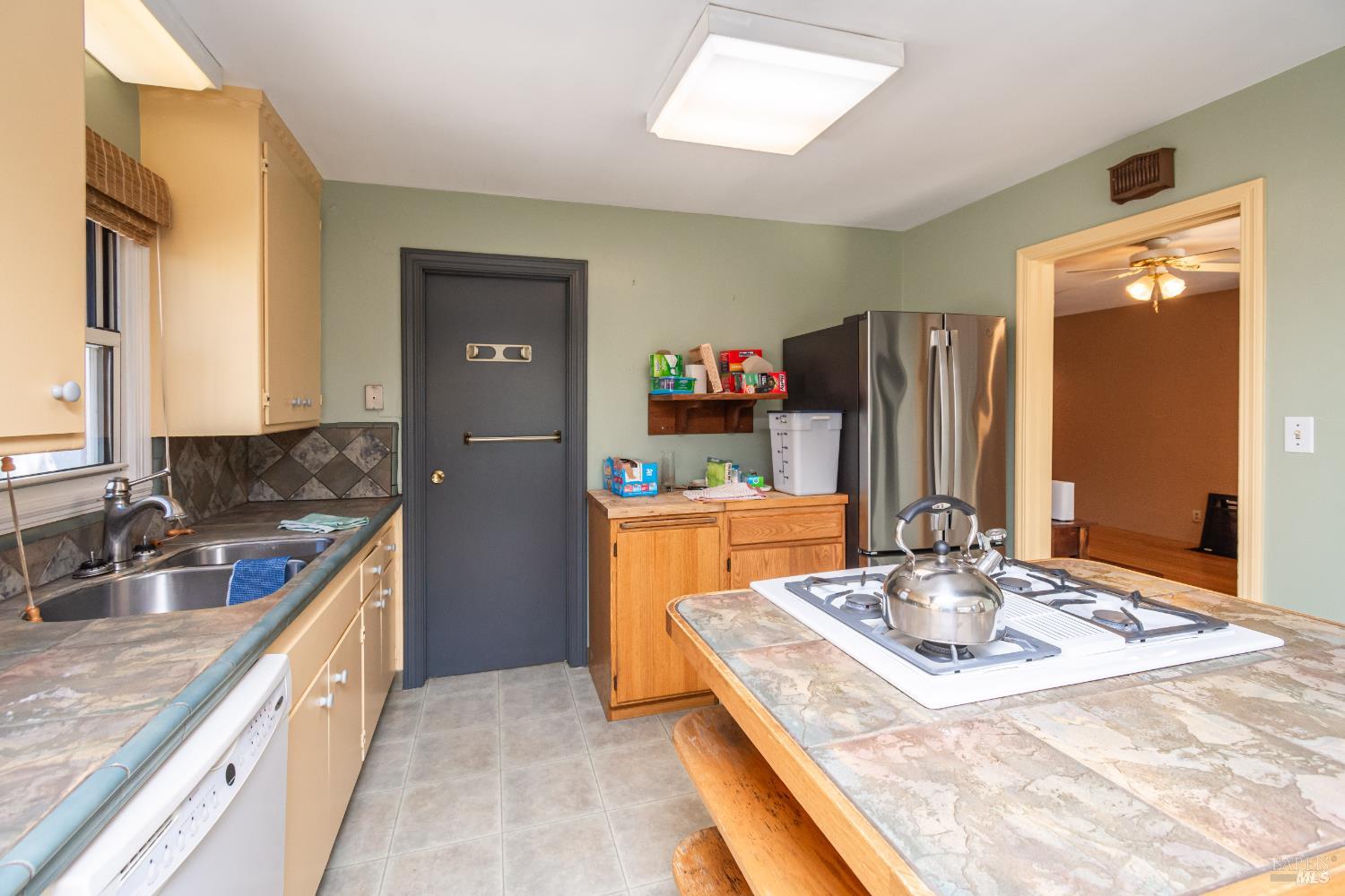 Detail Gallery Image 30 of 53 For 431 E Berna Ave, Napa,  CA 94559 - 3 Beds | 2 Baths
