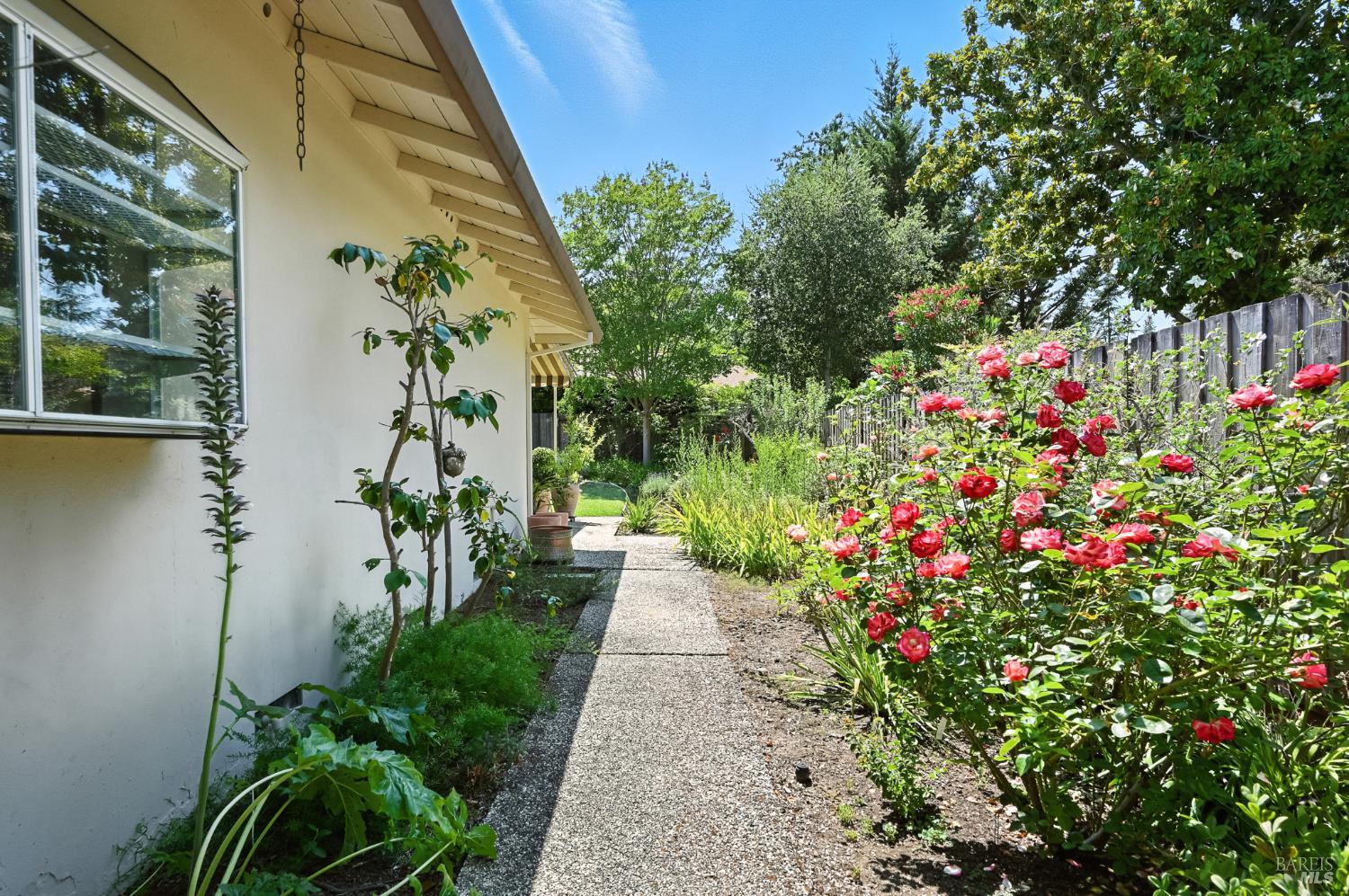 Detail Gallery Image 40 of 42 For 6840 Oakmont Dr, Santa Rosa,  CA 95409 - 4 Beds | 2 Baths