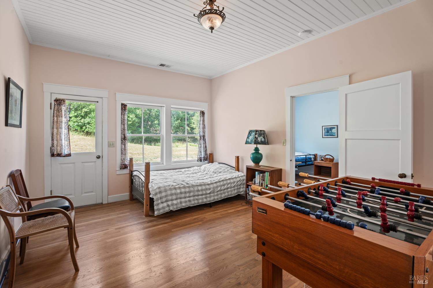 Detail Gallery Image 12 of 29 For 28000 Ridgeway Hwy, Potter Valley,  CA 95490 - 3 Beds | 1/1 Baths