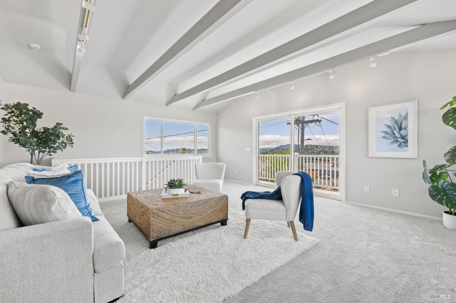 Detail Gallery Image 20 of 75 For 34 Crestwood Dr, San Rafael,  CA 94901 - 4 Beds | 3 Baths