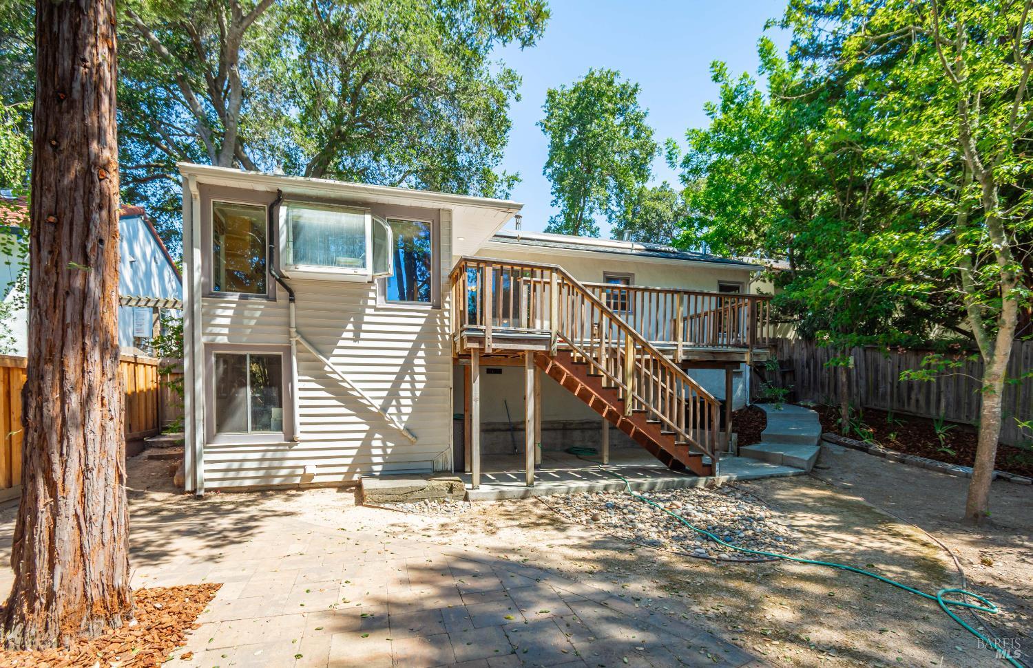 Detail Gallery Image 10 of 53 For 431 E Berna Ave, Napa,  CA 94559 - 3 Beds | 2 Baths