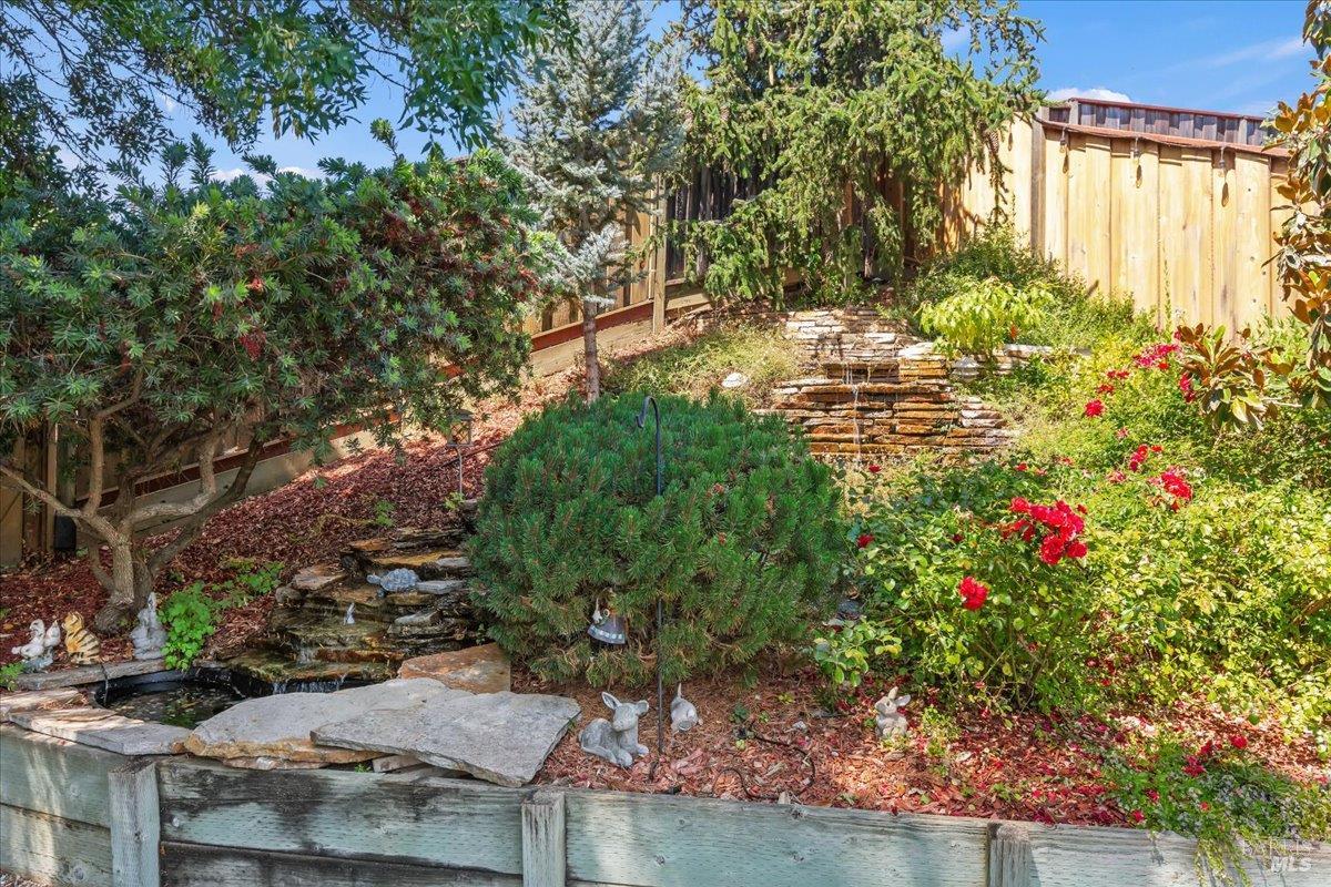 Detail Gallery Image 32 of 34 For 2855 Shelter Hill Dr, Fairfield,  CA 94534 - 4 Beds | 3/1 Baths