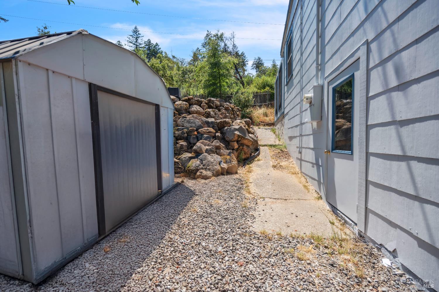 Detail Gallery Image 7 of 19 For 1138 Lokoya Rd, Napa,  CA 94558 - 3 Beds | 2 Baths
