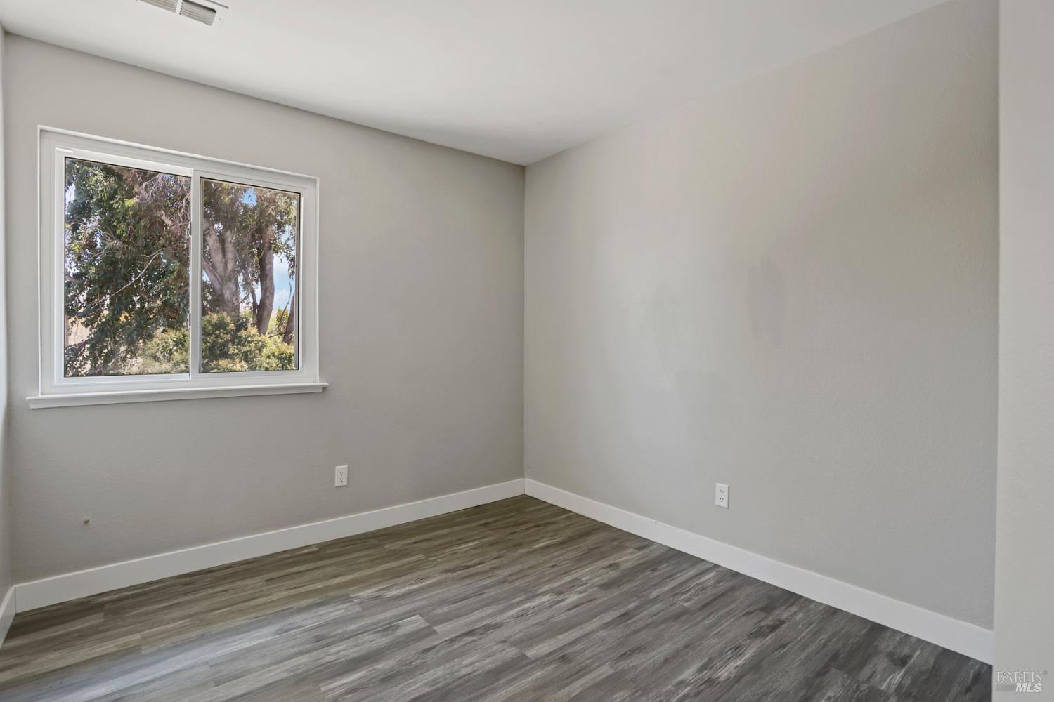 Detail Gallery Image 34 of 51 For 4881 Regency Pl, Fairfield,  CA 94534 - 3 Beds | 2/1 Baths