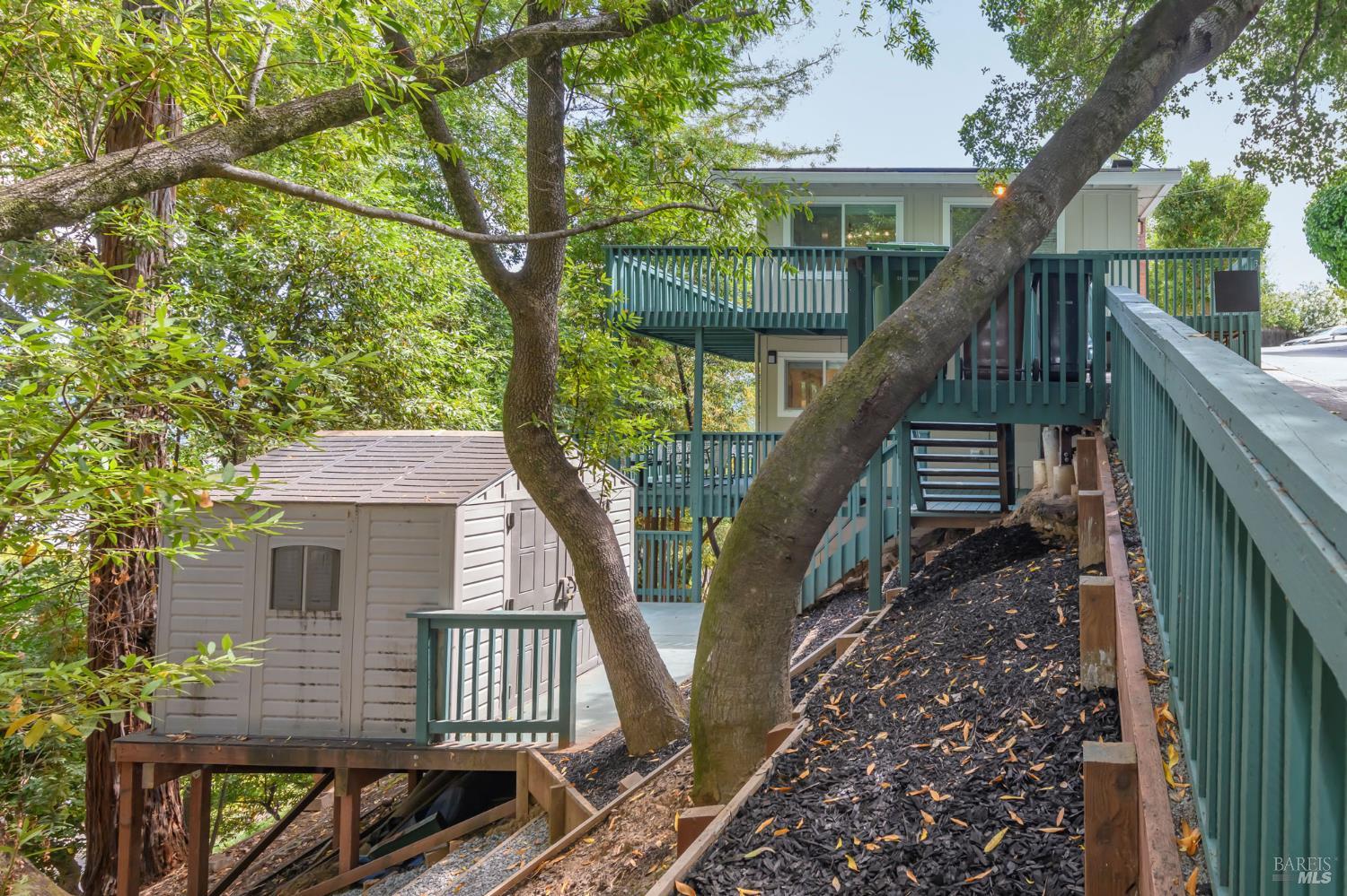 Detail Gallery Image 30 of 32 For 31 Glen Ave, San Rafael,  CA 94901 - 3 Beds | 2 Baths