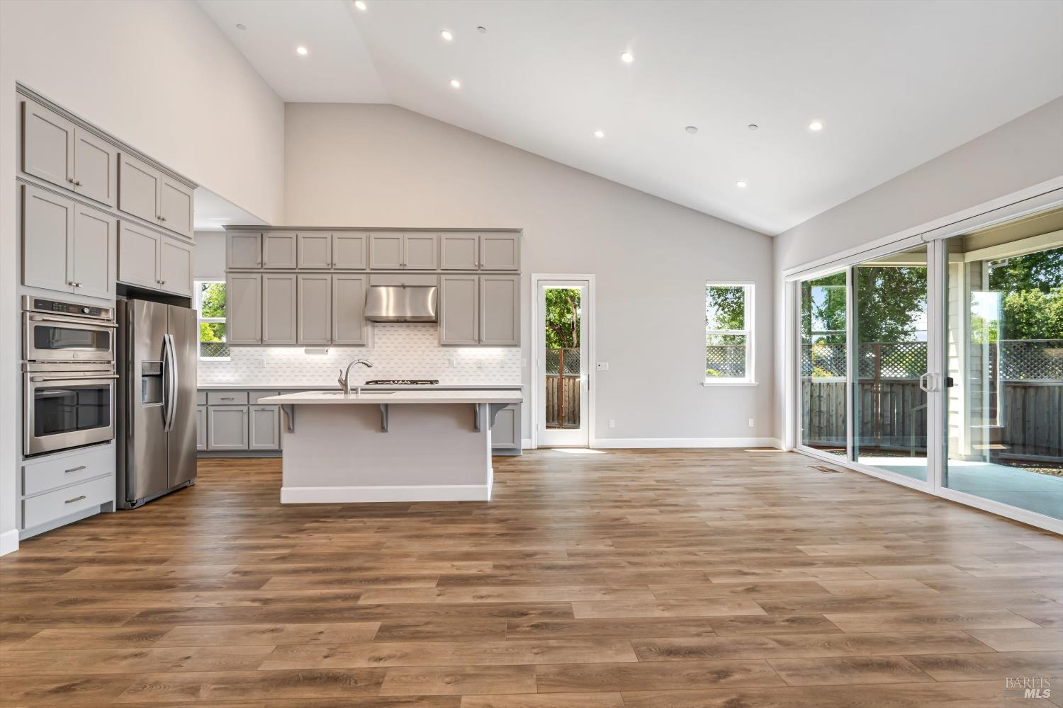 Detail Gallery Image 6 of 34 For 4716 Paulette Pl, Santa Rosa,  CA 95403 - 3 Beds | 2 Baths