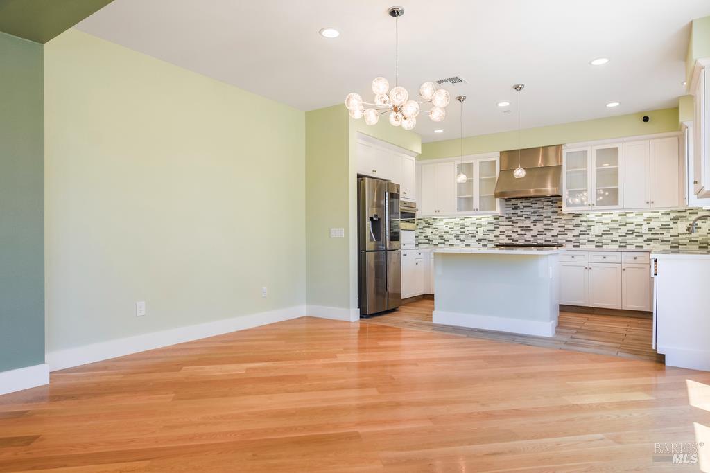 Detail Gallery Image 8 of 29 For 2580 Peterson Creek Dr, Santa Rosa,  CA 95403 - 4 Beds | 3 Baths
