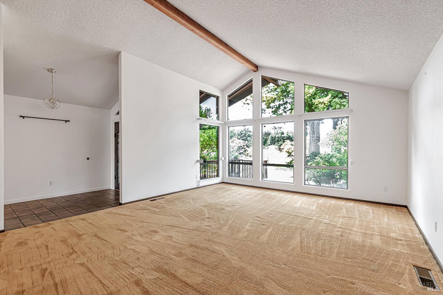 Detail Gallery Image 12 of 63 For 3415 Harrison Grade Rd, Sebastopol,  CA 95472 - 3 Beds | 3 Baths