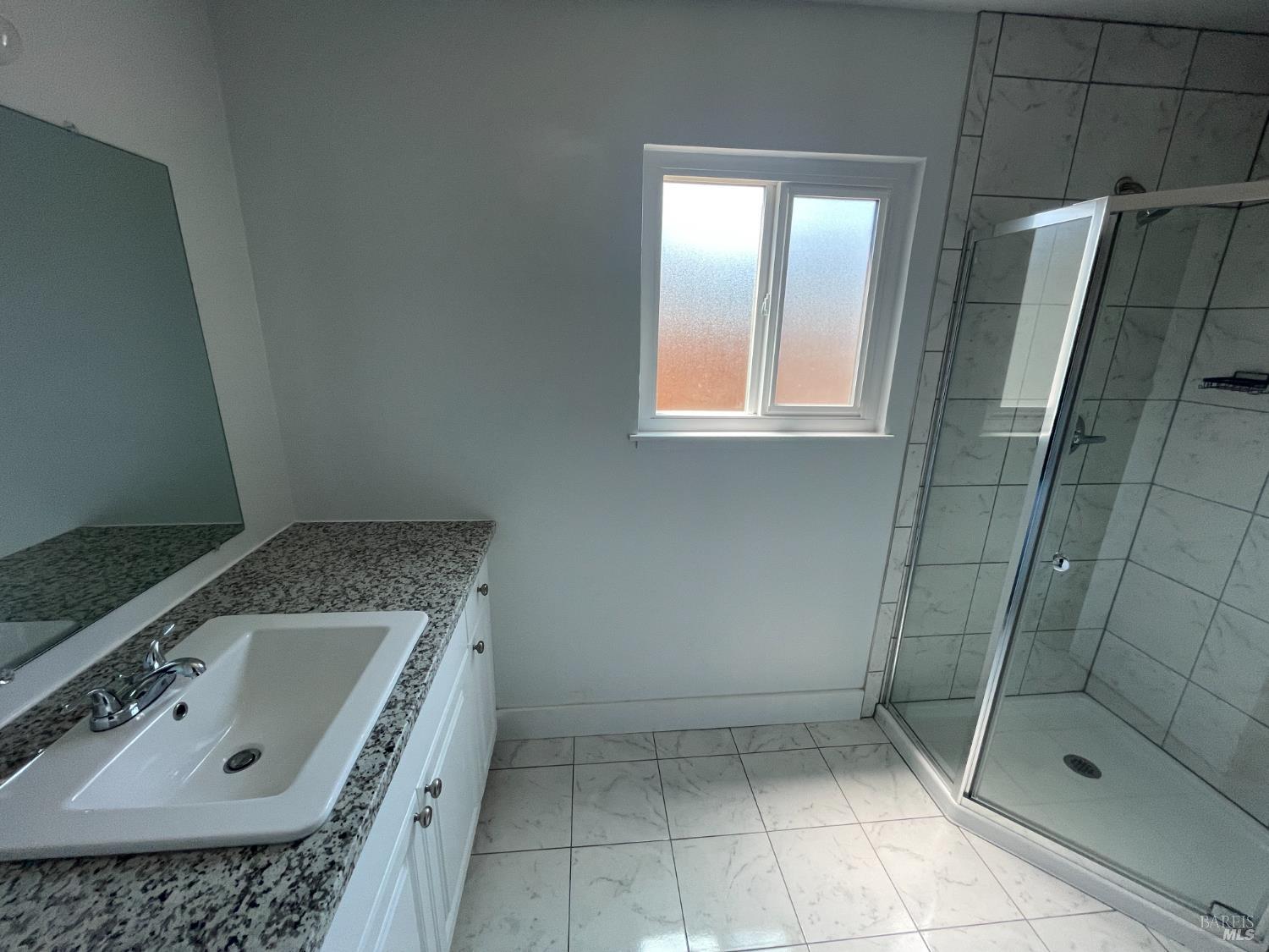 Detail Gallery Image 11 of 12 For 701 Pope Dr, Vallejo,  CA 94591 - 3 Beds | 2 Baths