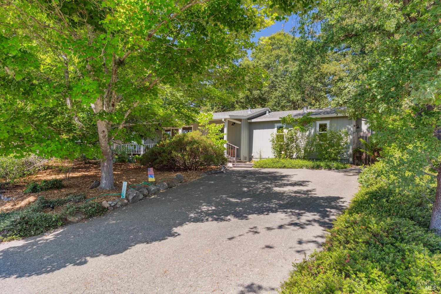 Detail Gallery Image 1 of 52 For 4165 Shook Rd, Sebastopol,  CA 95472 - 3 Beds | 2 Baths