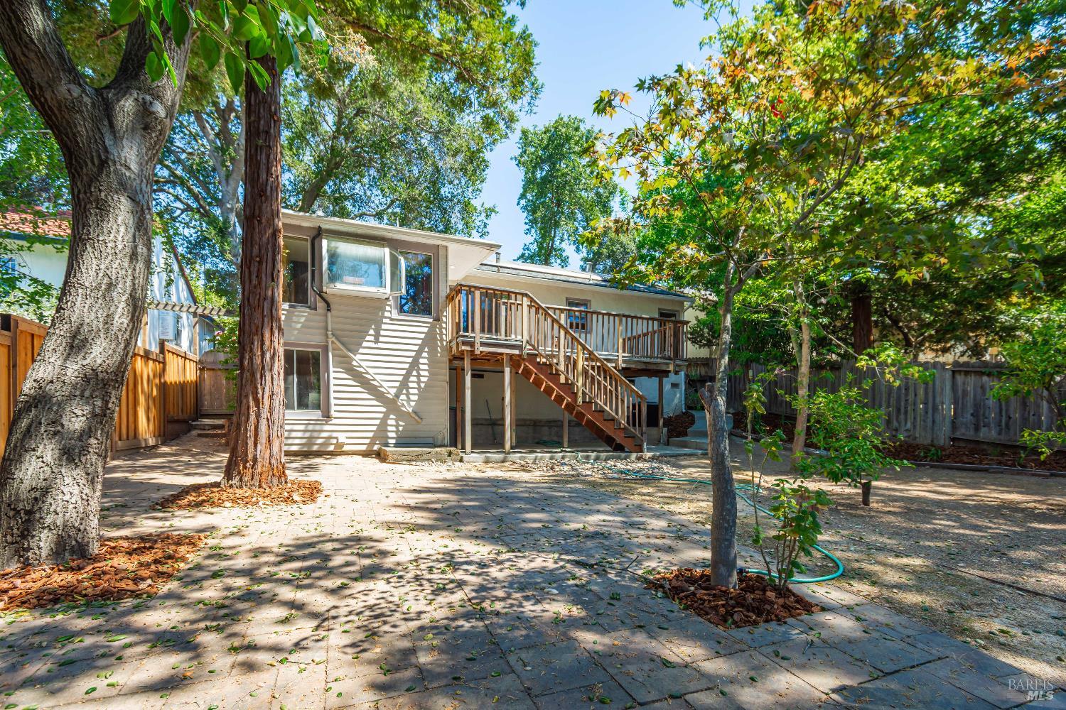 Detail Gallery Image 9 of 53 For 431 E Berna Ave, Napa,  CA 94559 - 3 Beds | 2 Baths