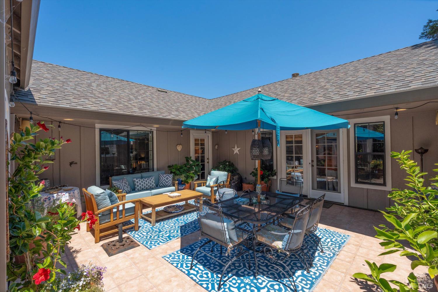 Detail Gallery Image 21 of 28 For 701 Amherst Cir, Sonoma,  CA 95476 - 3 Beds | 2 Baths