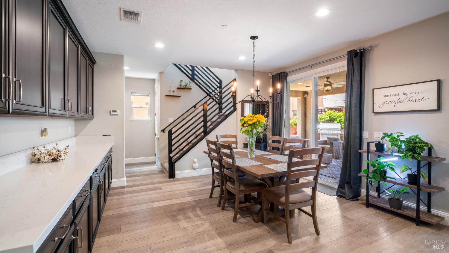 Detail Gallery Image 15 of 51 For 1504 Keats Pl, Rohnert Park,  CA 94928 - 4 Beds | 3 Baths