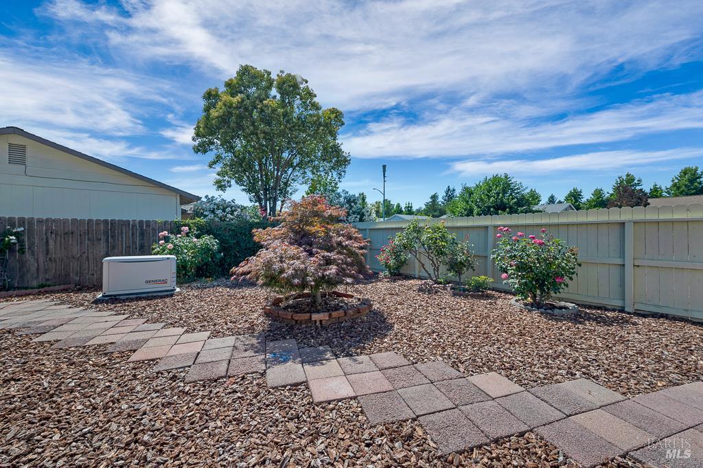 Detail Gallery Image 35 of 37 For 5012 Parkhurst Dr, Santa Rosa,  CA 95409 - 4 Beds | 2 Baths