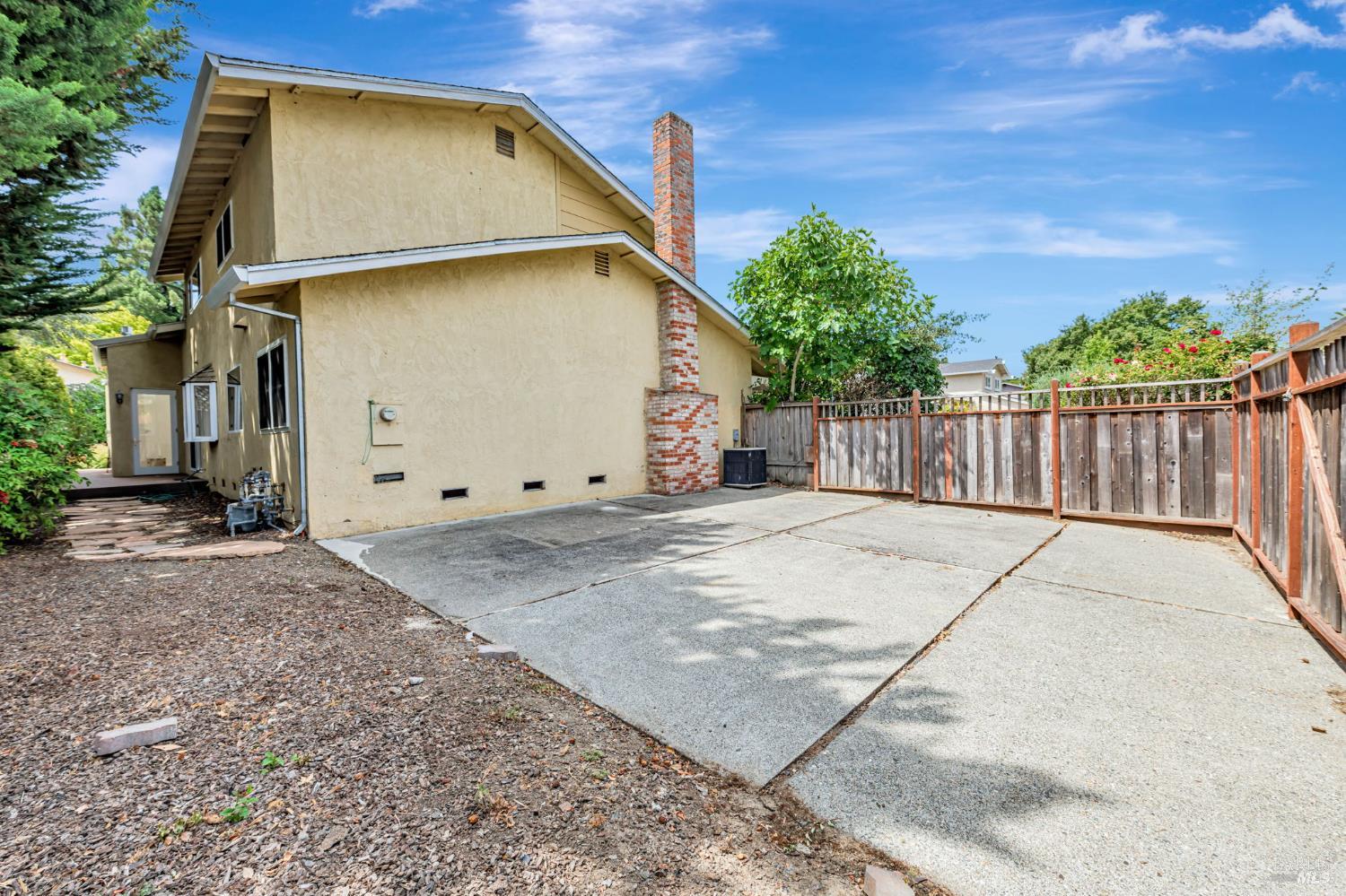 Detail Gallery Image 42 of 44 For 3 La Noche Ct, Novato,  CA 94945 - 4 Beds | 3 Baths