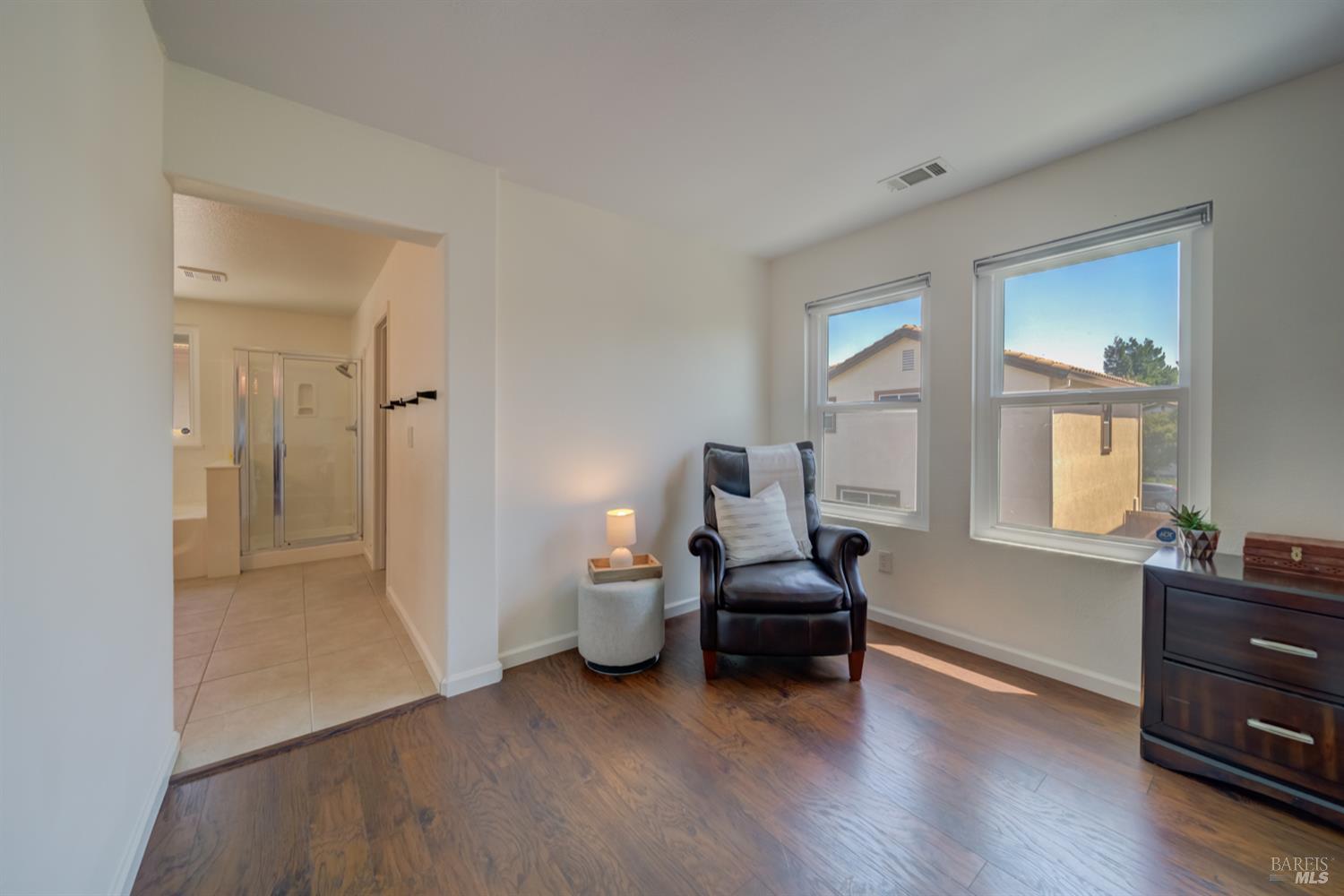 Detail Gallery Image 23 of 52 For 578 Tawny Lake Pl, Fairfield,  CA 94534 - 4 Beds | 2/1 Baths