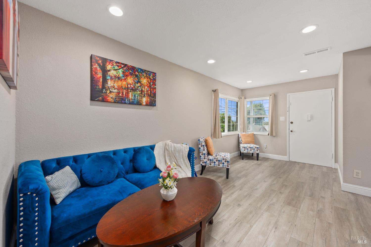 Detail Gallery Image 8 of 39 For 1438 Merced St, Richmond,  CA 94804 - 3 Beds | 2 Baths